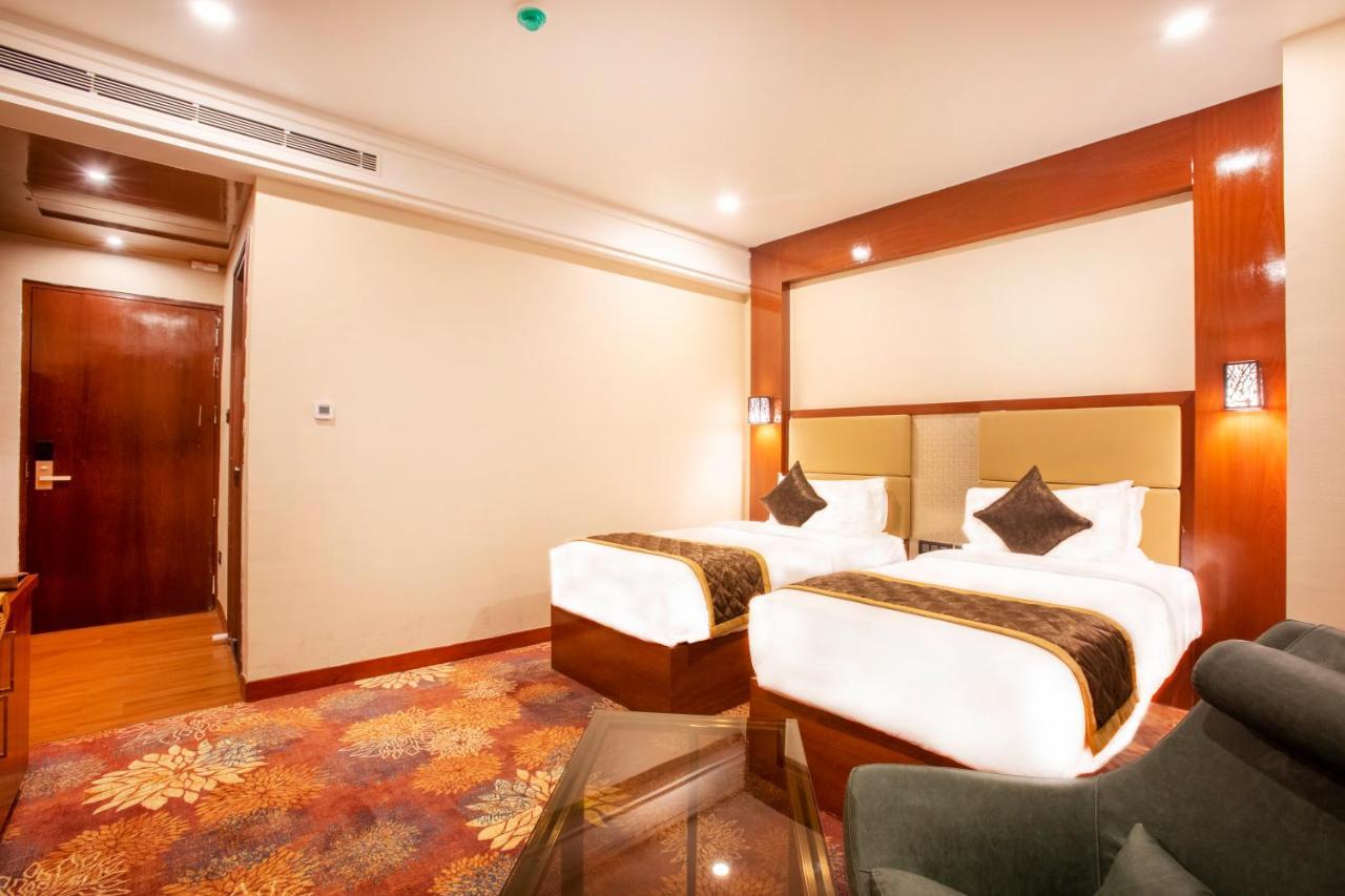 Kingston Hotel Бангалор Экстерьер фото