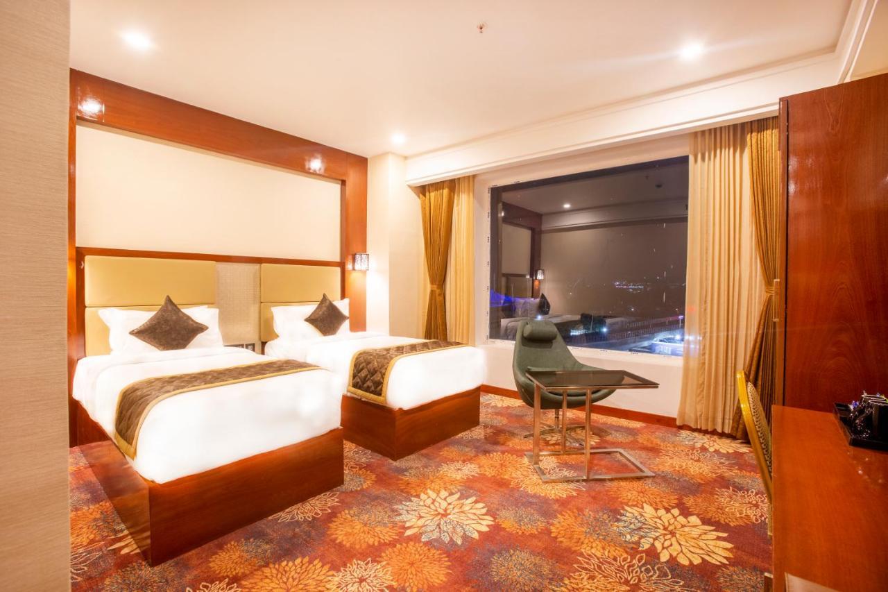 Kingston Hotel Бангалор Экстерьер фото