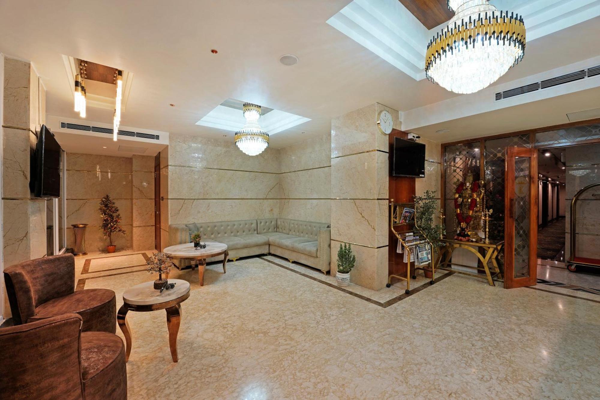Kingston Hotel Бангалор Экстерьер фото