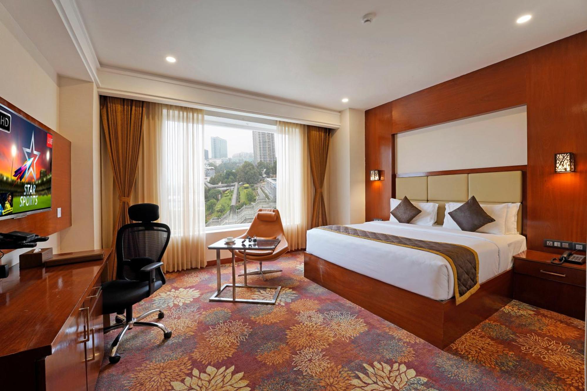 Kingston Hotel Бангалор Экстерьер фото